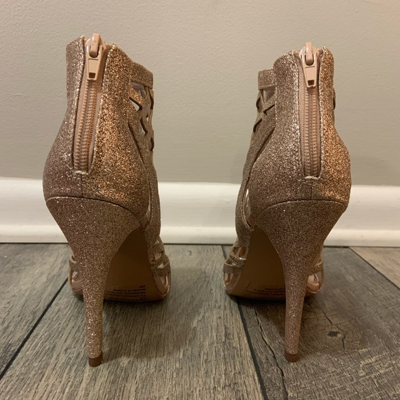 Betsey Johnson Juliette Sandals - Picture 4 of 8